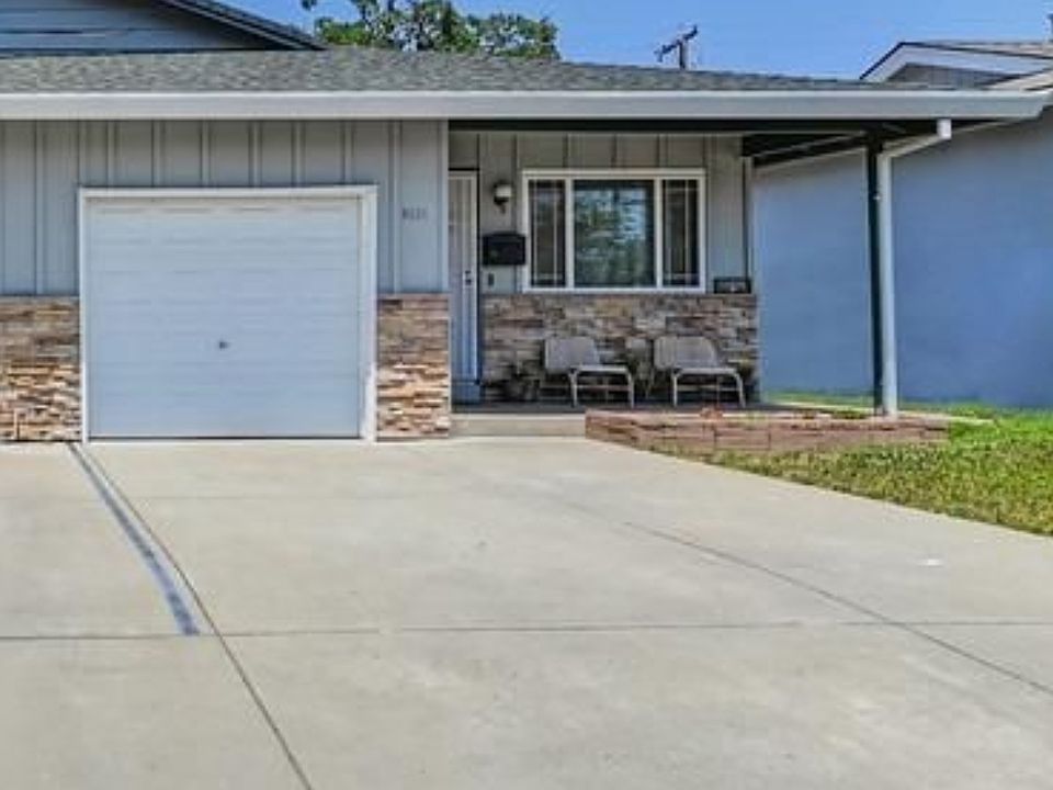 1st image of 4611 Cyclamen Way
