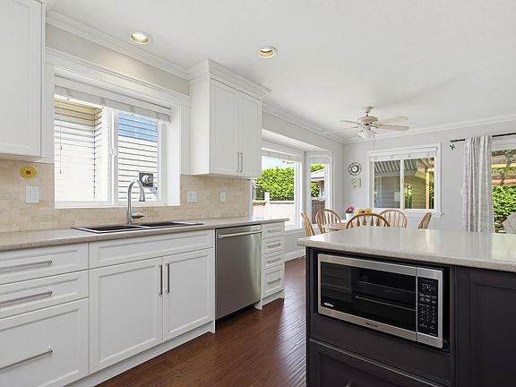 5th image of 31431 Southern Dr