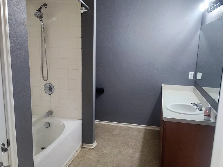 3007 Quiet Plain Dr — Photo 37