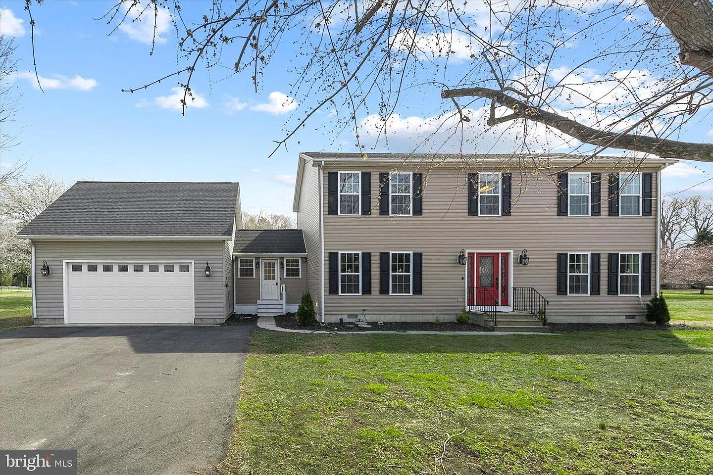 24697 Peterkins Rd photo 1