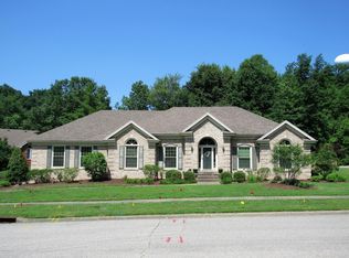 7906 Roycewood Rd, Louisville, KY 40214