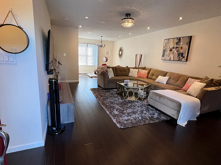 22 Daniel Dr #22 — Photo 1
