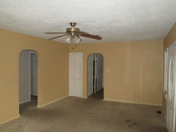 5th image of 1120 W 5th Ave