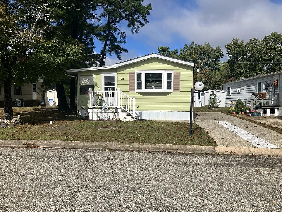 1st image of 173 Brighton Rd #Br173