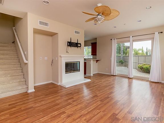 3rd image of 2727 Bellezza Dr