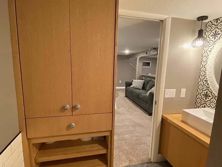 Bathroom - Downstairs