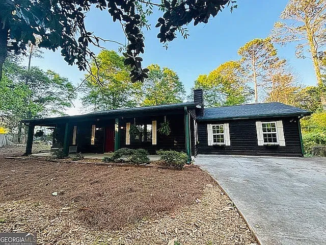4 bed, 1650 sqft, $2,000 — Photo 1
