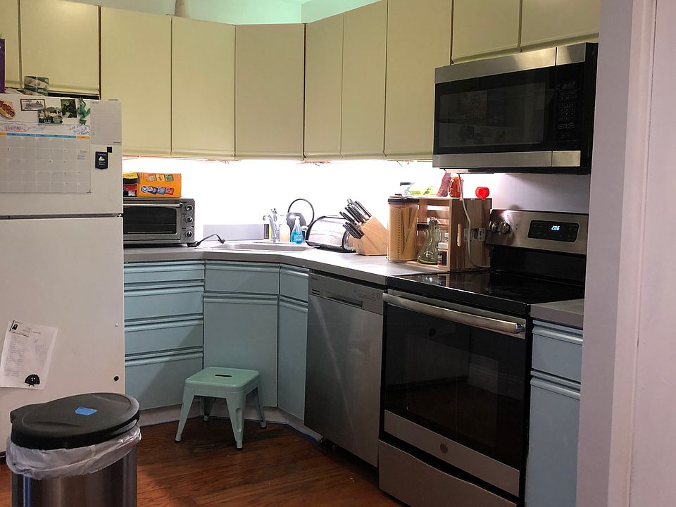 1st image of 298 Commercial St APT 21
