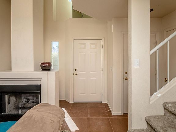 5th image of 420 S Acoma Blvd #22