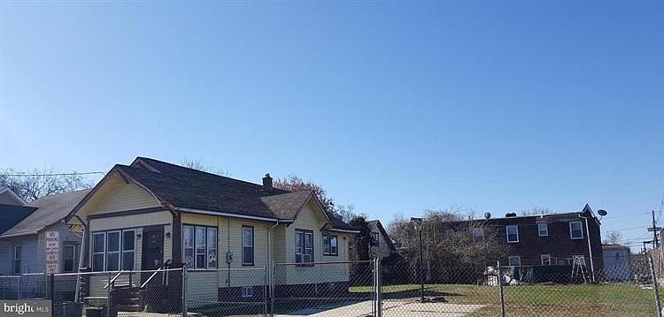 2nd image of 347 Morse St