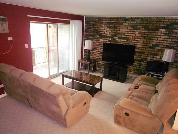 4th image of 7316 Blackstone Ave