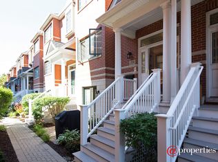 218 N Addison Ave, Elmhurst, IL 60126