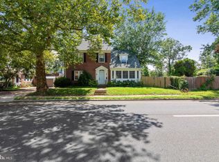 419 Sanhican Dr, Trenton, NJ 08618
