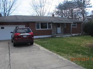 320 W Funderburg Rd, Fairborn, OH 45324