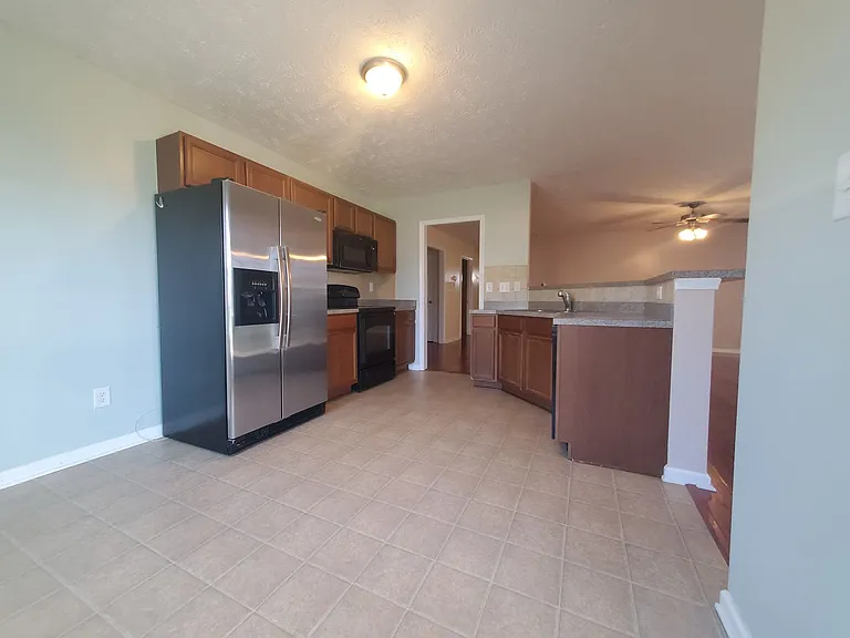 153 Scanner Ct — Photo 3