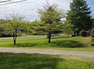 1145 Jenkins Ln, Knoxville, TN 37934