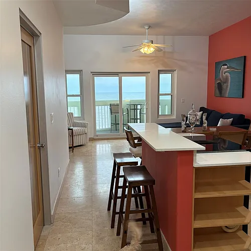 9420 Seawall Blvd #605 Photo 1