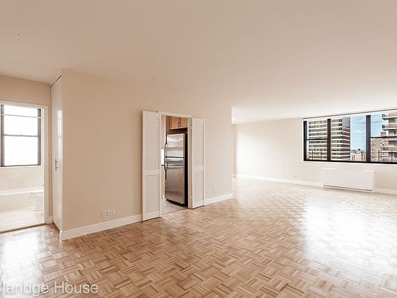 5th image of 201 E 87th St APT 17J