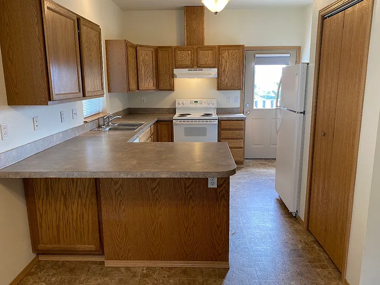 7906 Skyline Way #1 — Photo 2