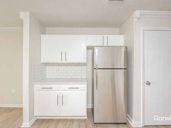 4th image of 3264 Natoma Way