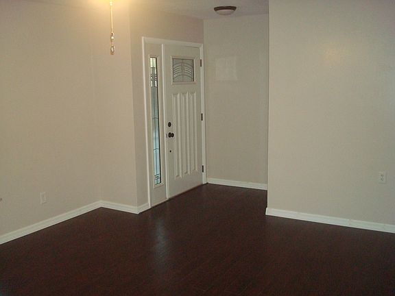 2nd image of 120 Gulfbreeze Blvd
