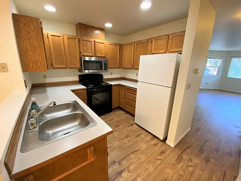 209 E 18th Ave #3 — Photo 7