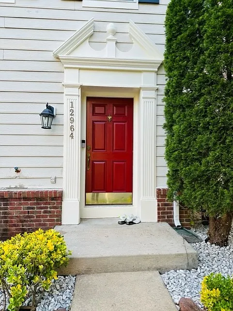 3 bed, 2376 sqft, $2,900 — Photo 4