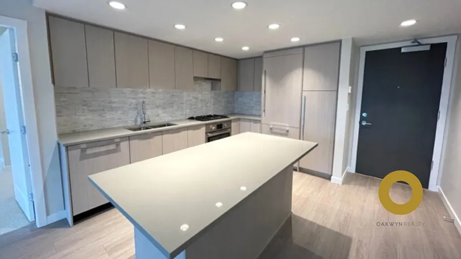 2 bed, 2.0 bath, 855 sqft, $2,700 — Photo 2