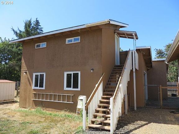 5th image of 33500 Morse Ave