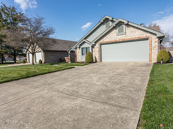 5th image of 2412 Mimosa Ln