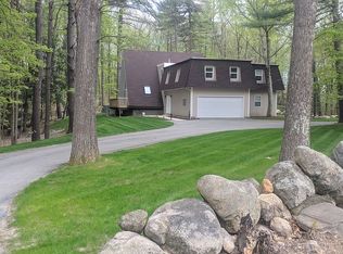 12 Peaslee Rd, Merrimack, NH 03054