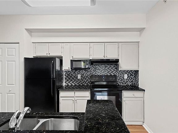 2nd image of 4610 Saint Croix Ln APT 1022