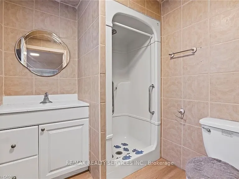5292 Bridge St — Photo 12
