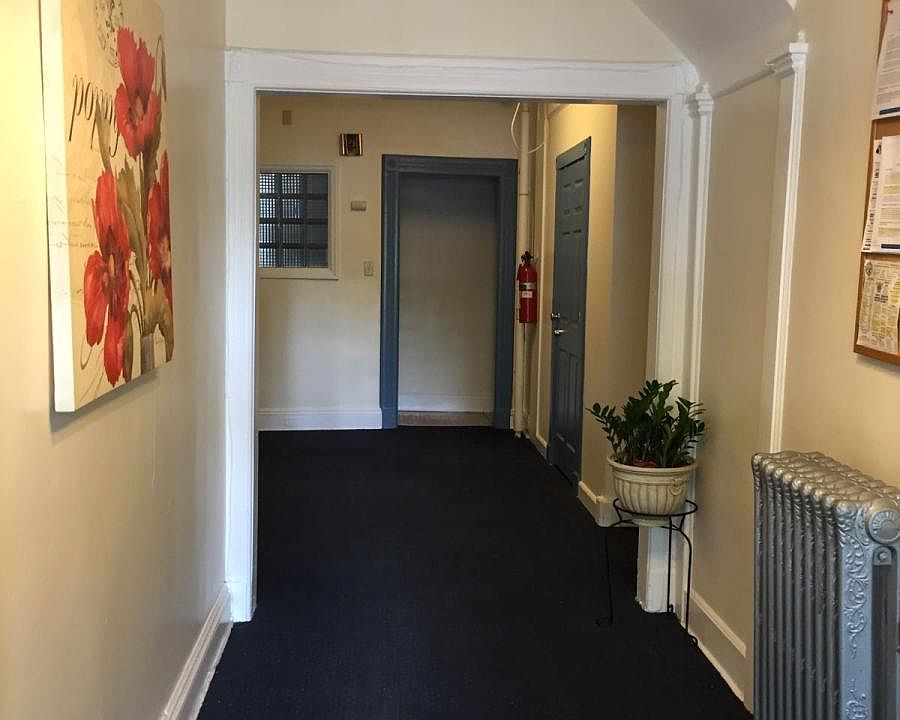 2nd image of 160 Bergen Ave APT 14