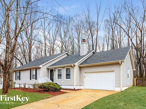 2nd image of 1493 Chimney Rock Dr