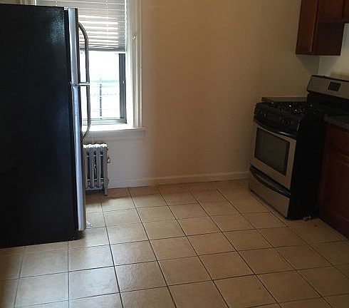 2nd image of 415 Lefferts Ave APT C2