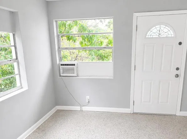 413 N Sapodilla Ave #1, West Palm Beach, FL 33401