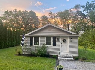 14 Yale Rd, Pepperell, MA 01463