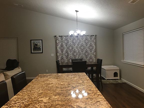 5th image of 534 Leah Ln
