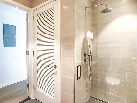 Rented by Novae Partners Corp | media 22