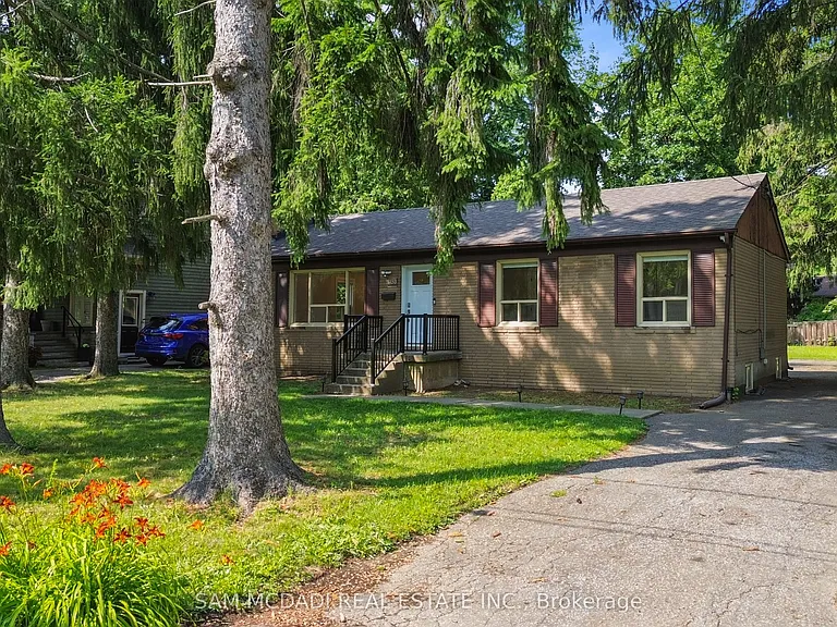 1153 Mona Rd — Photo 2