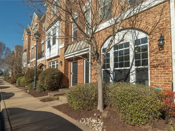 650 Claire Ln, Newport News, VA 23602