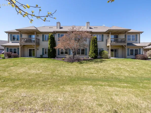 N55W17164 Ravenwood DRIVE, Menomonee Falls, WI 53051