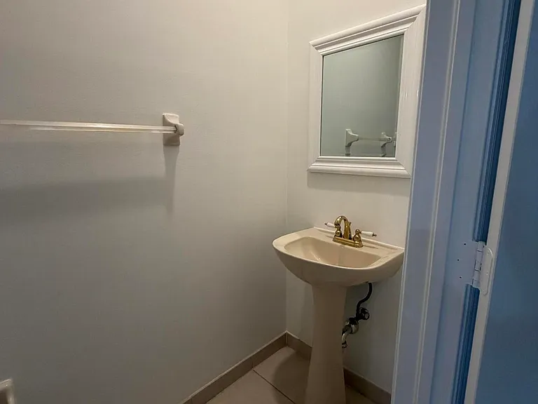 274 River Bluff Ln — Photo 5