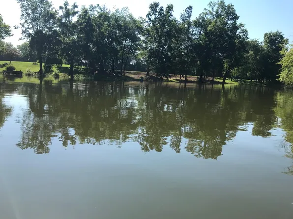 894 Riverbend Dr, Dayton, TN 37321