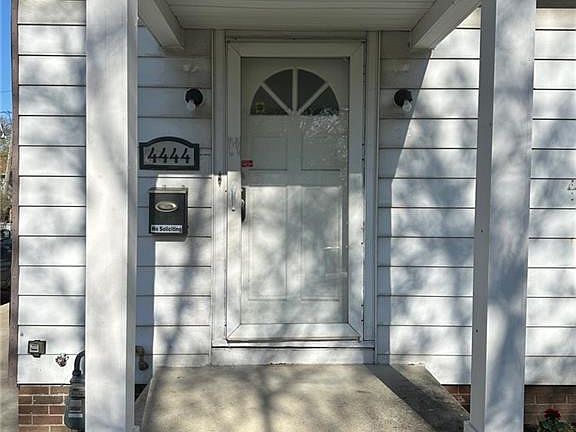 3rd image of 4444 N Lockwood Ave