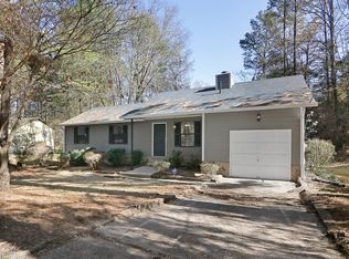 2810 Alexandria Dr SW, Atlanta, GA 30331