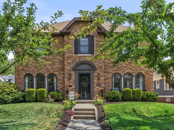 6913 5th AVENUE, Kenosha, WI 53143