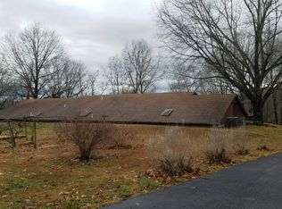 222 Valleyview Rd, Highlandville, MO 65669