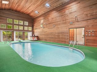 223 Sterling Rd, Trumbull, CT 06611